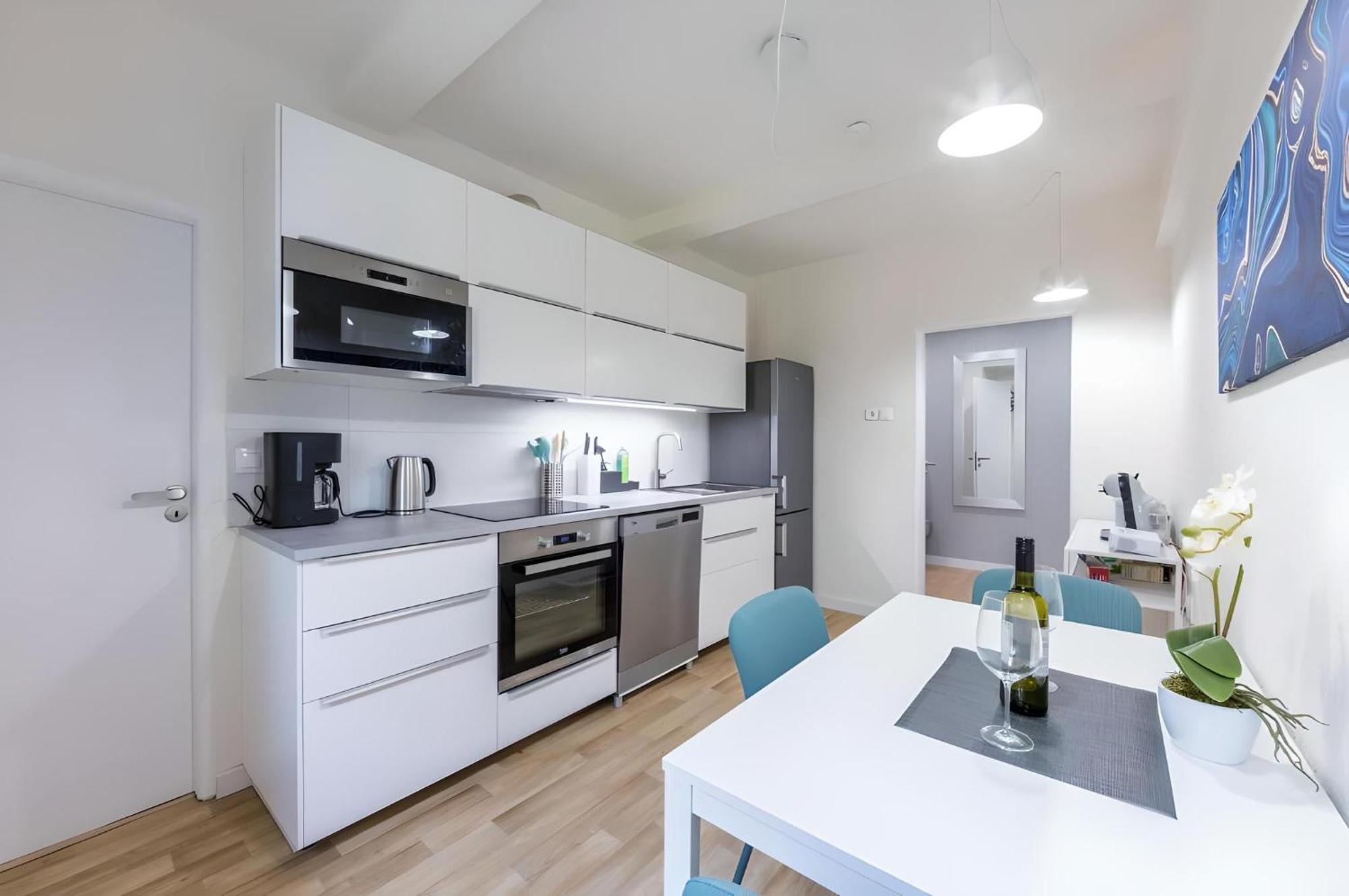 Promenade View Apartment Karlsbad Buitenkant foto